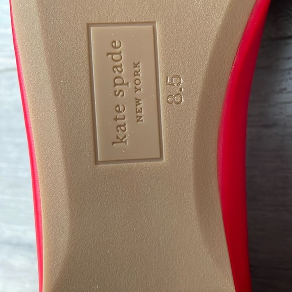 Kate Spade Red Slip-On Flats size 8.5 - Picture 4 of 11
